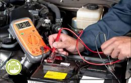 تعویض باتری لیفتراک